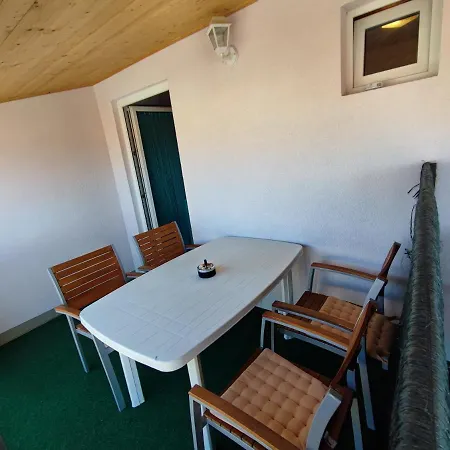 Apartment Sabira *