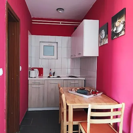 Apartment Sabira *