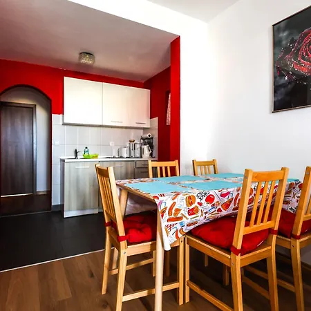 Apartment Sabira *