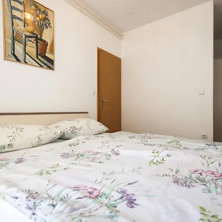 Apartment Sabira Novi Vinodolski