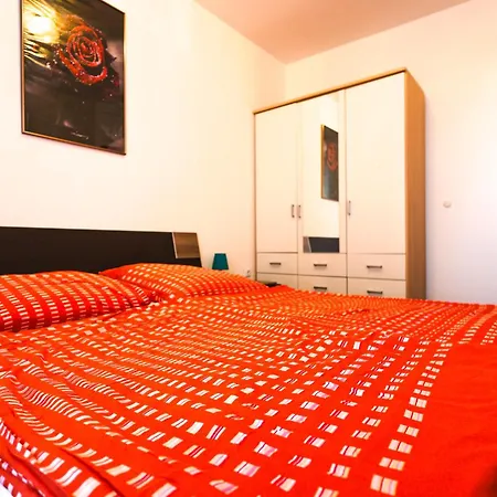 Sabira Apartment *