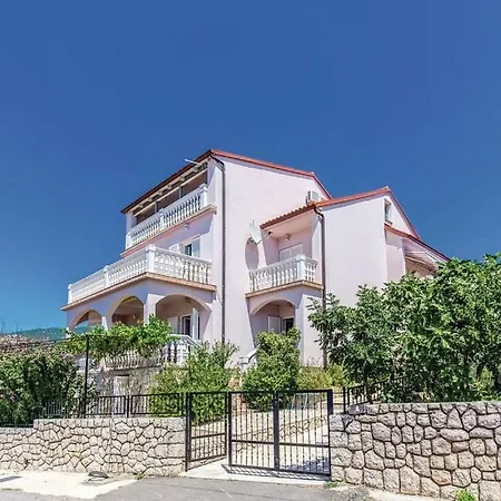 Sabira Apartment